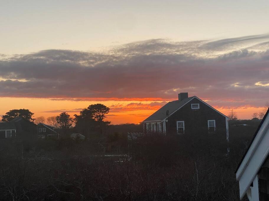 Relaxing Guesthouse With Pool, Stunning Views Close To Beach Nantucket Exterior photo